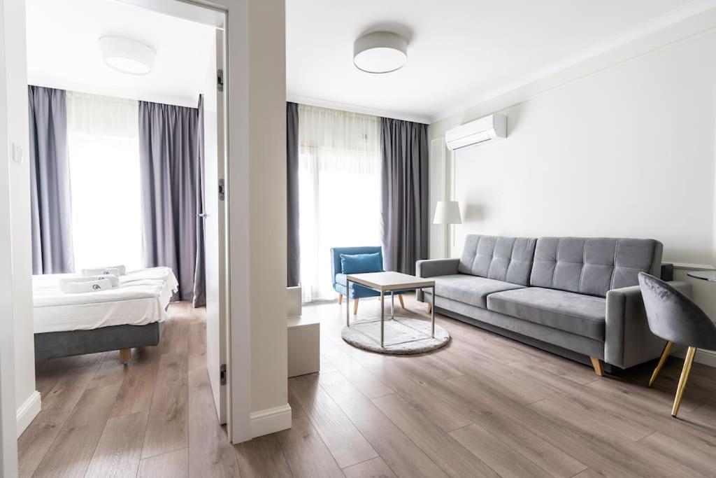 Chic & Luxury Apartment By Mennica Residence Varsóvia Exterior foto